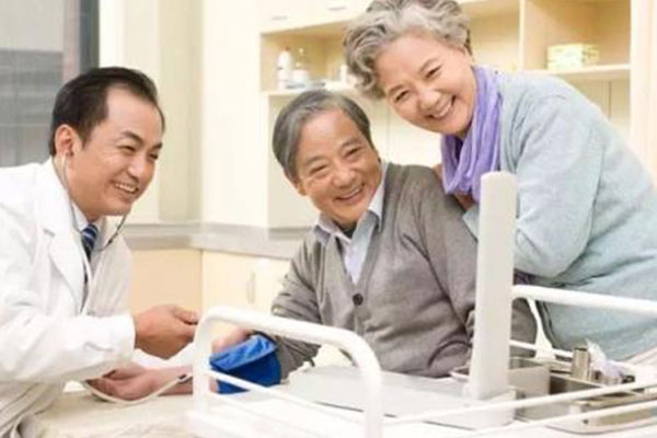 健康一体机介绍中老年人的体检项目